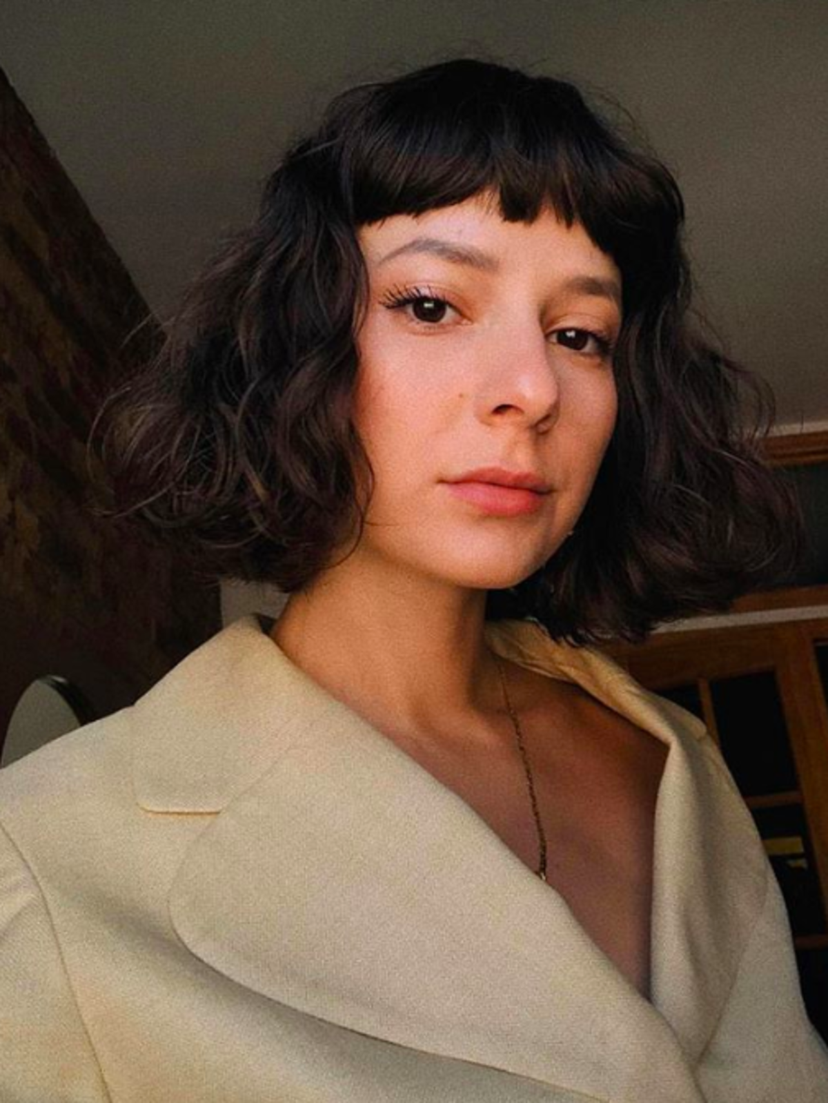 Fringed bob, czyli włosy cięte pod kątem