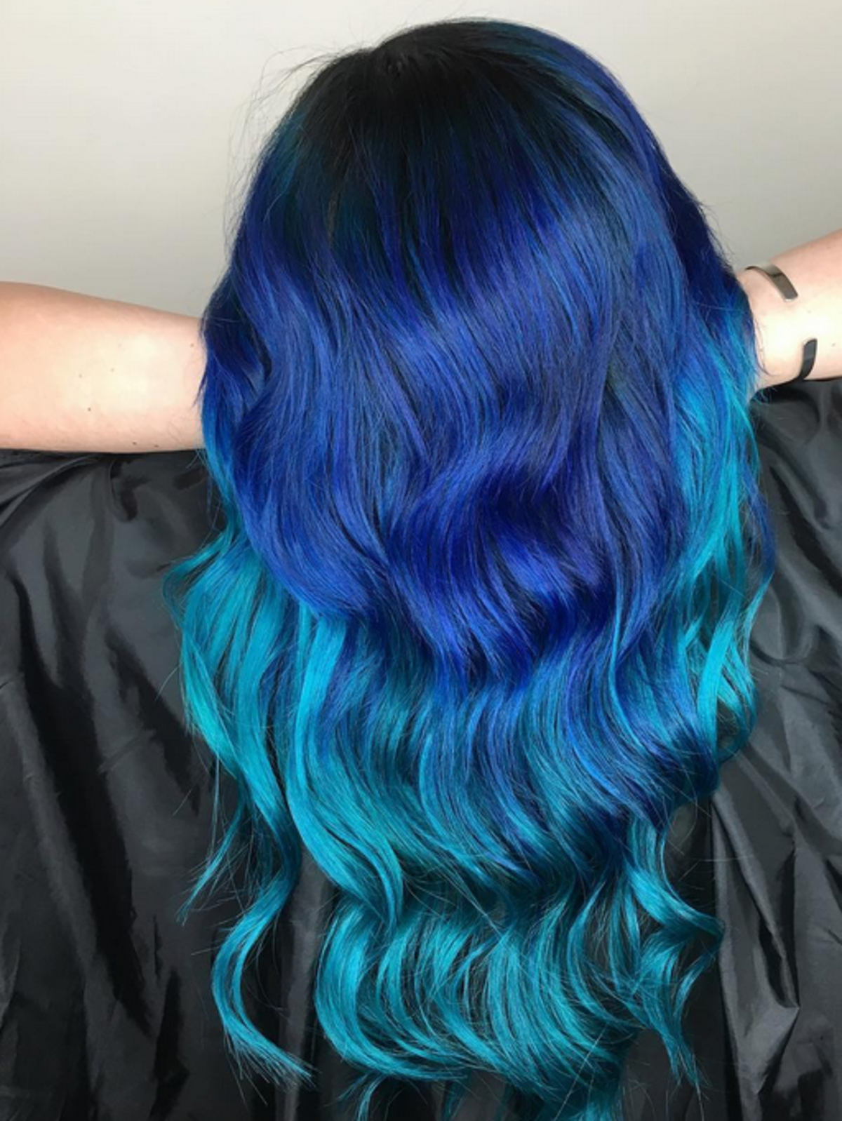 Ocean hair - najmodniejsza koloryzacja na lato 2017