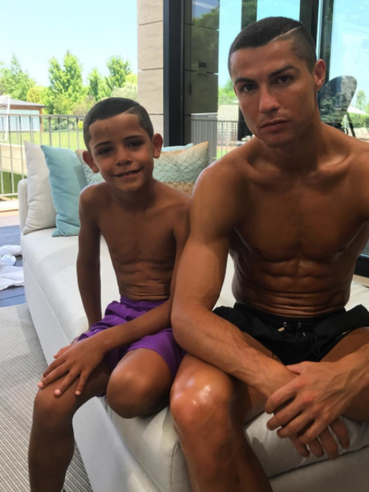 Cristiano Ronaldo z synem Cristiano Juniorem