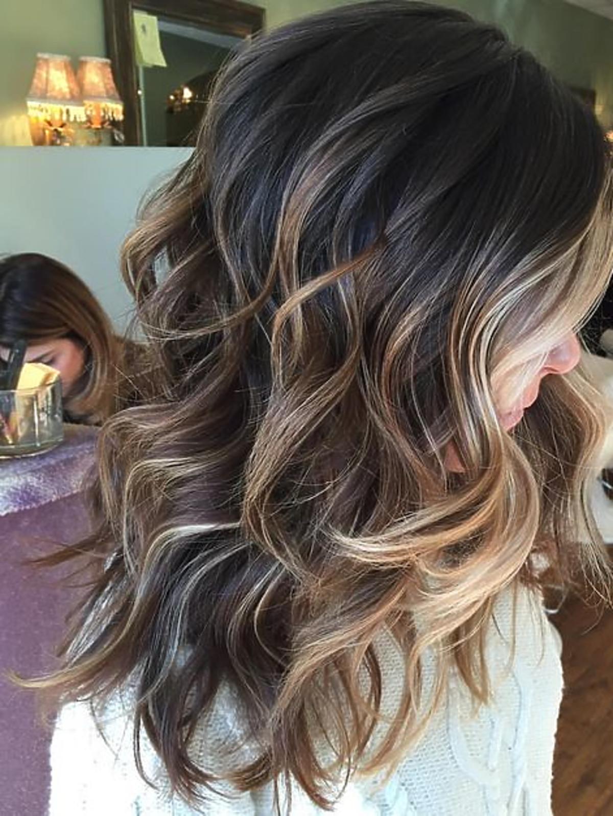 Nowoczesne wydanie balayage'u