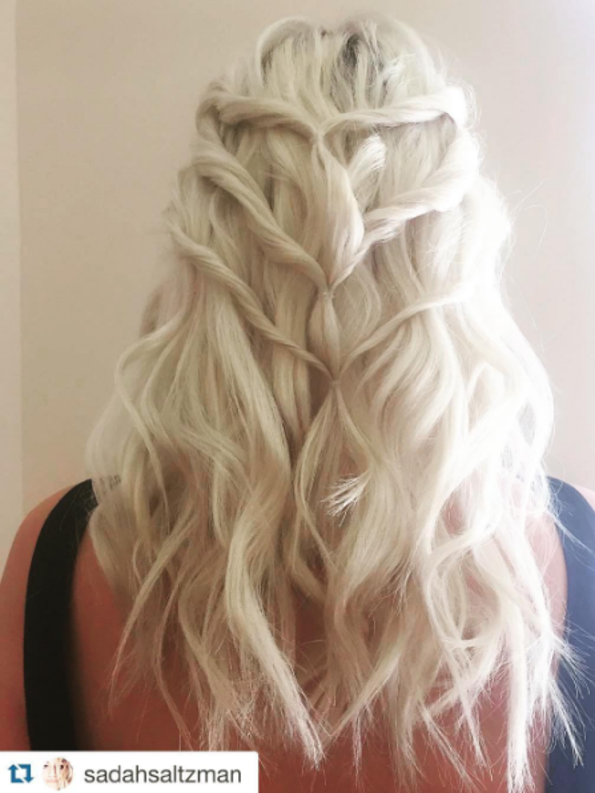 Włosy w stylu Khaleesi z serialu 