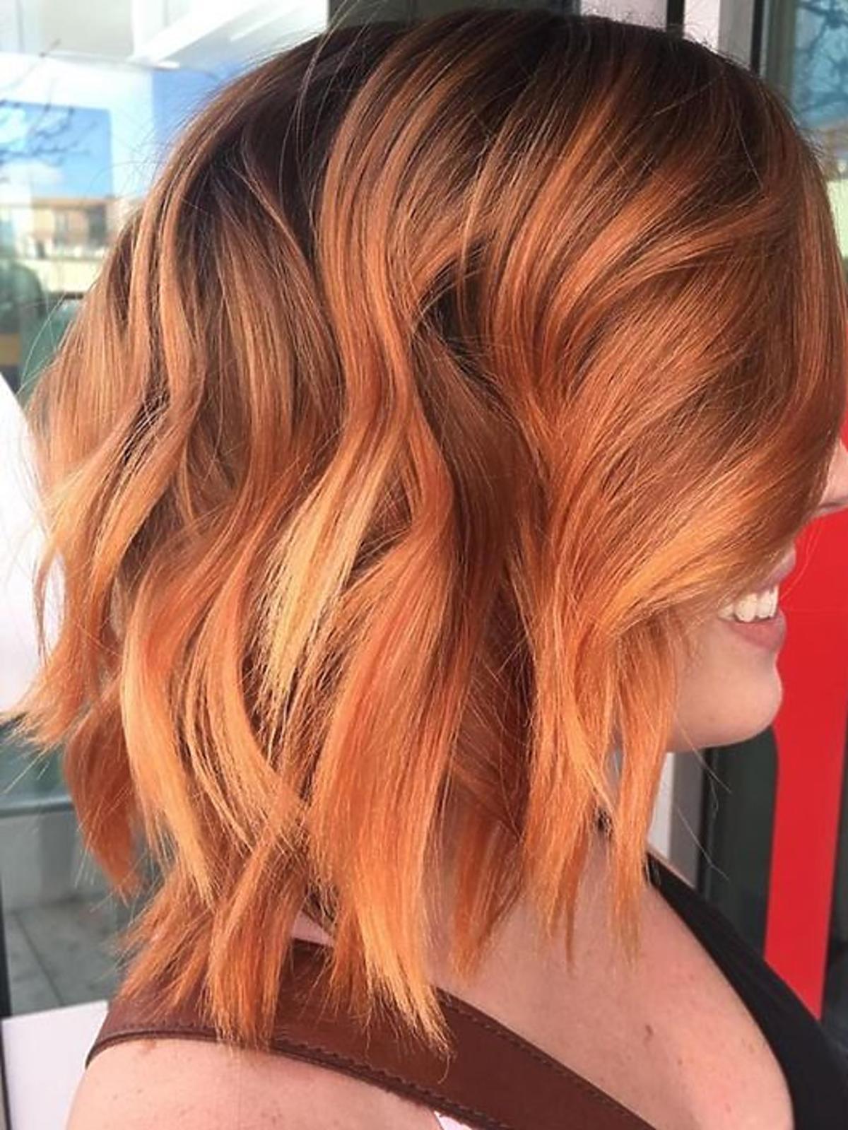 Włosy w kolorze Ginger peach