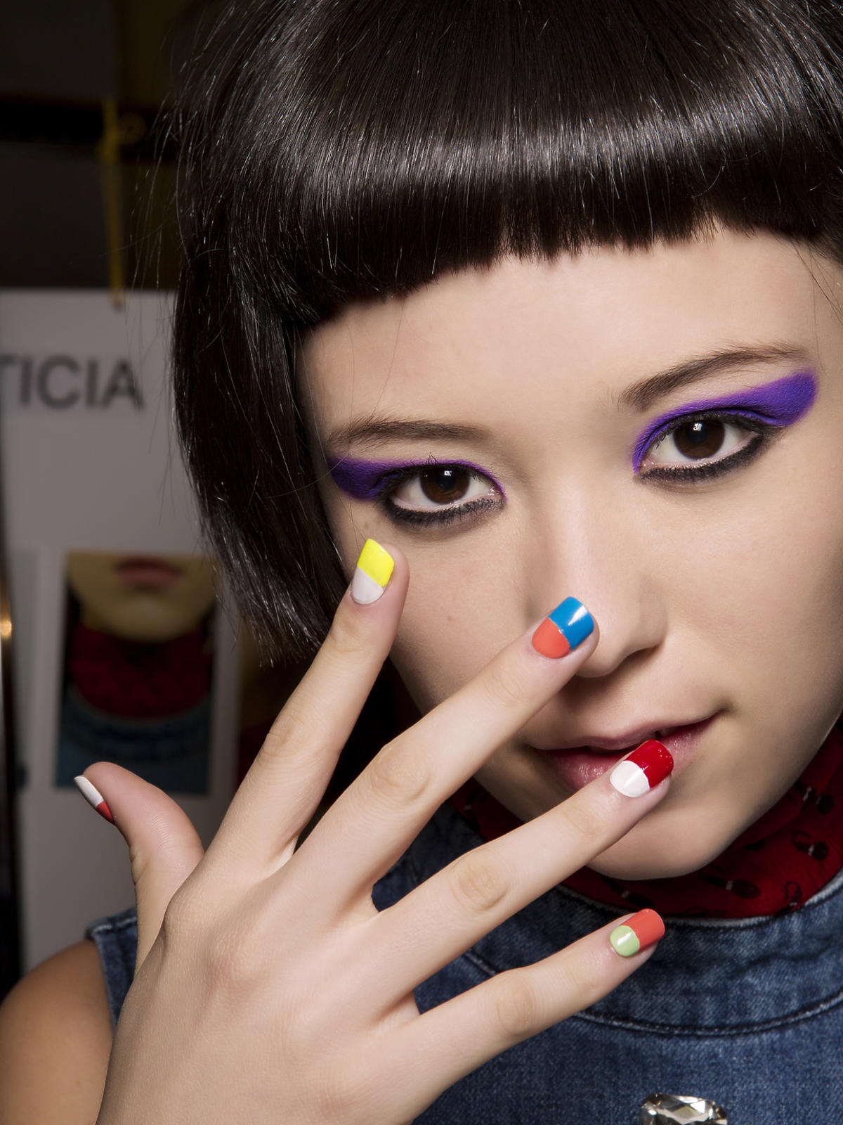 Au Jour le Jour, manicure bardzo kolorowy manicure - jesień 2015