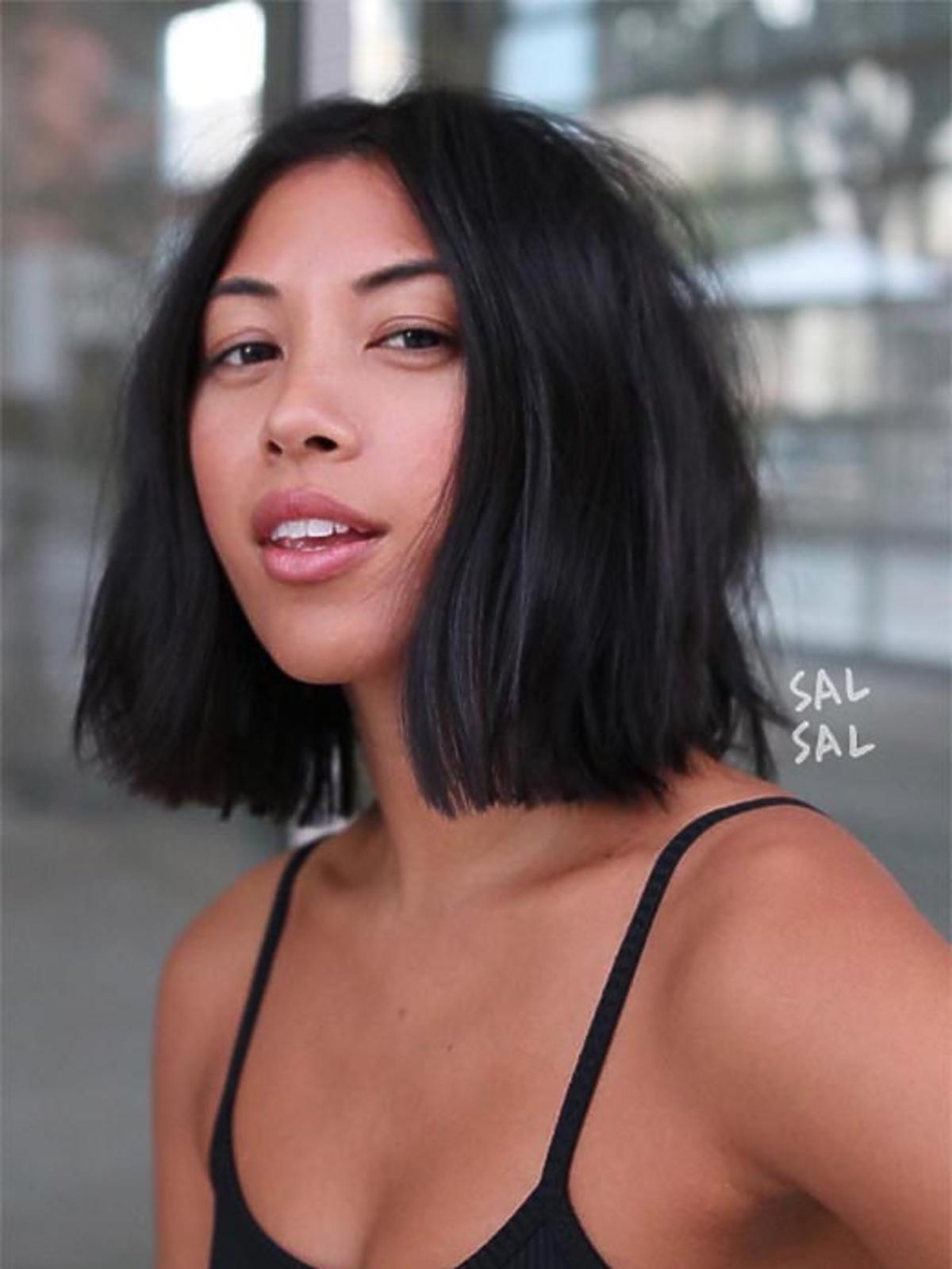 Modne fryzury - midi bob w stylu messy