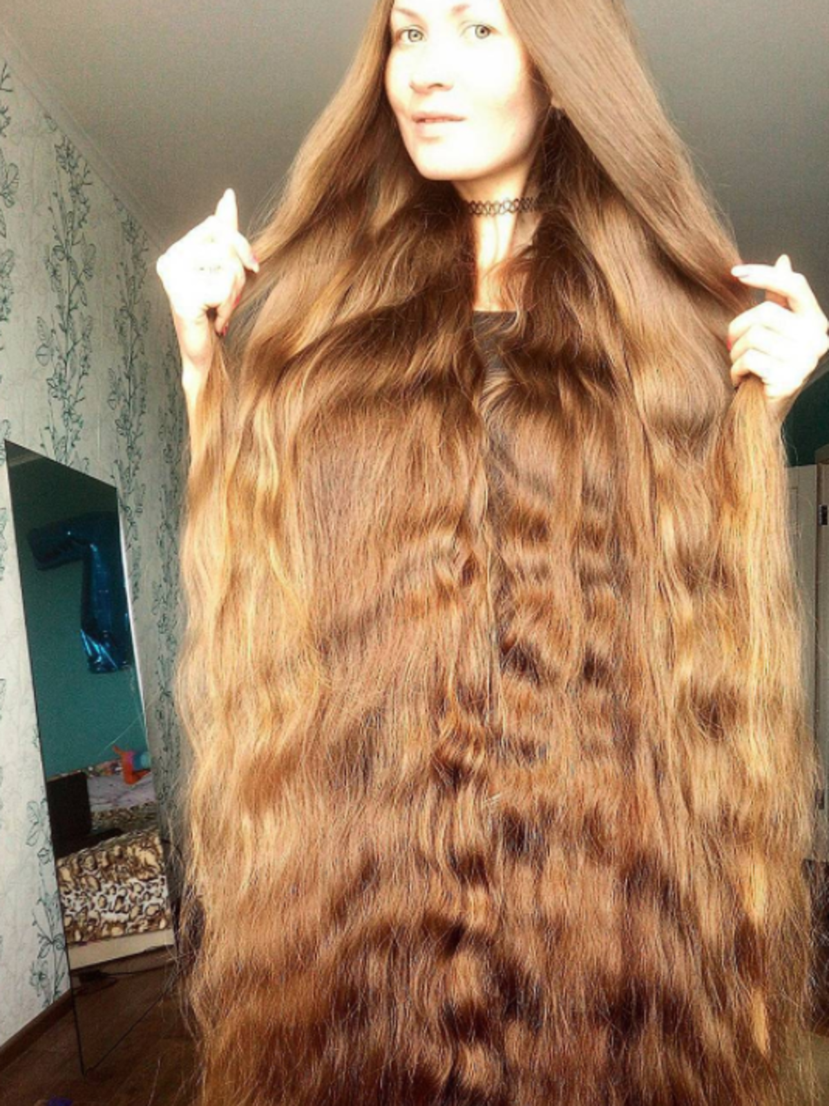 Rosyjska Roszpunka - ta dziewczyna od 14 lat nie obcina włosów