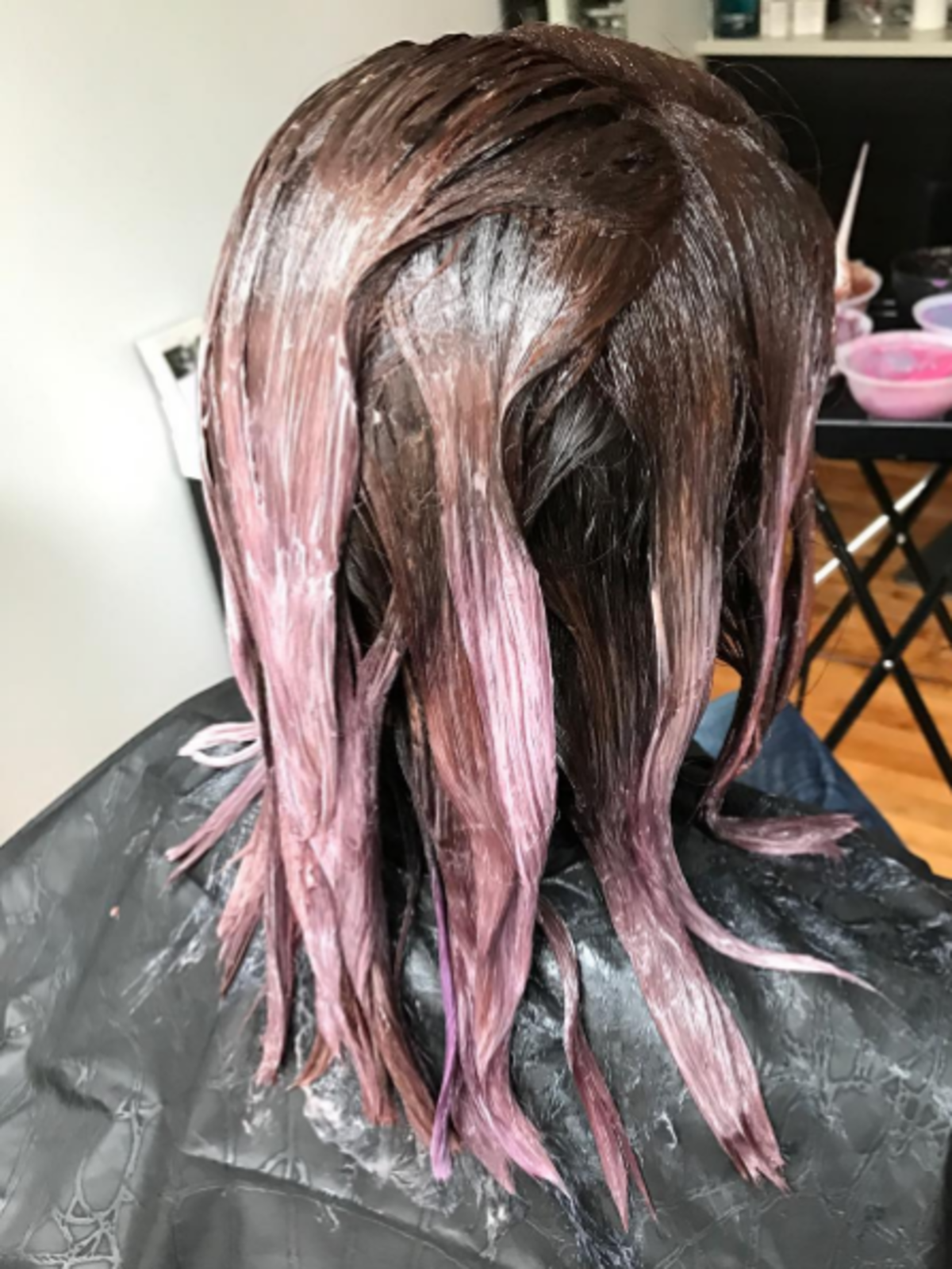 Farbowanie włosów w kolorze chocolate mauve