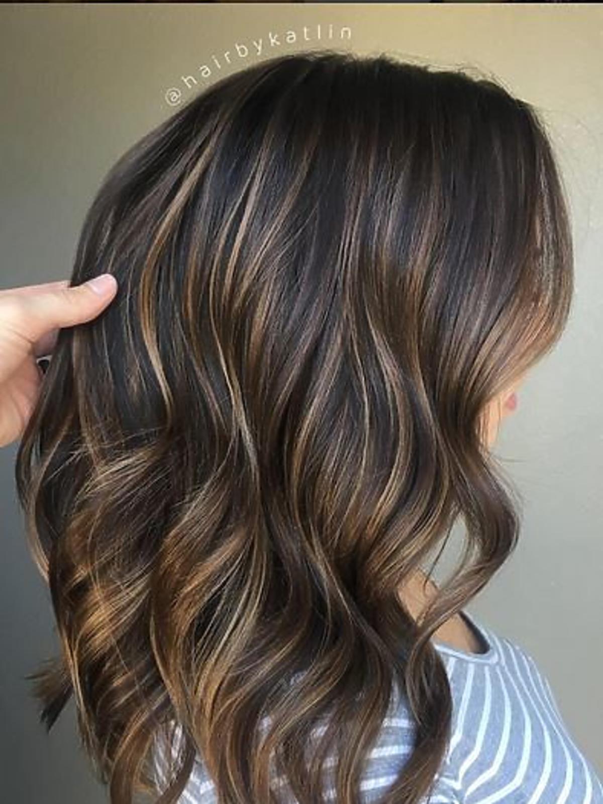 Nowoczesne wydanie balayage'u