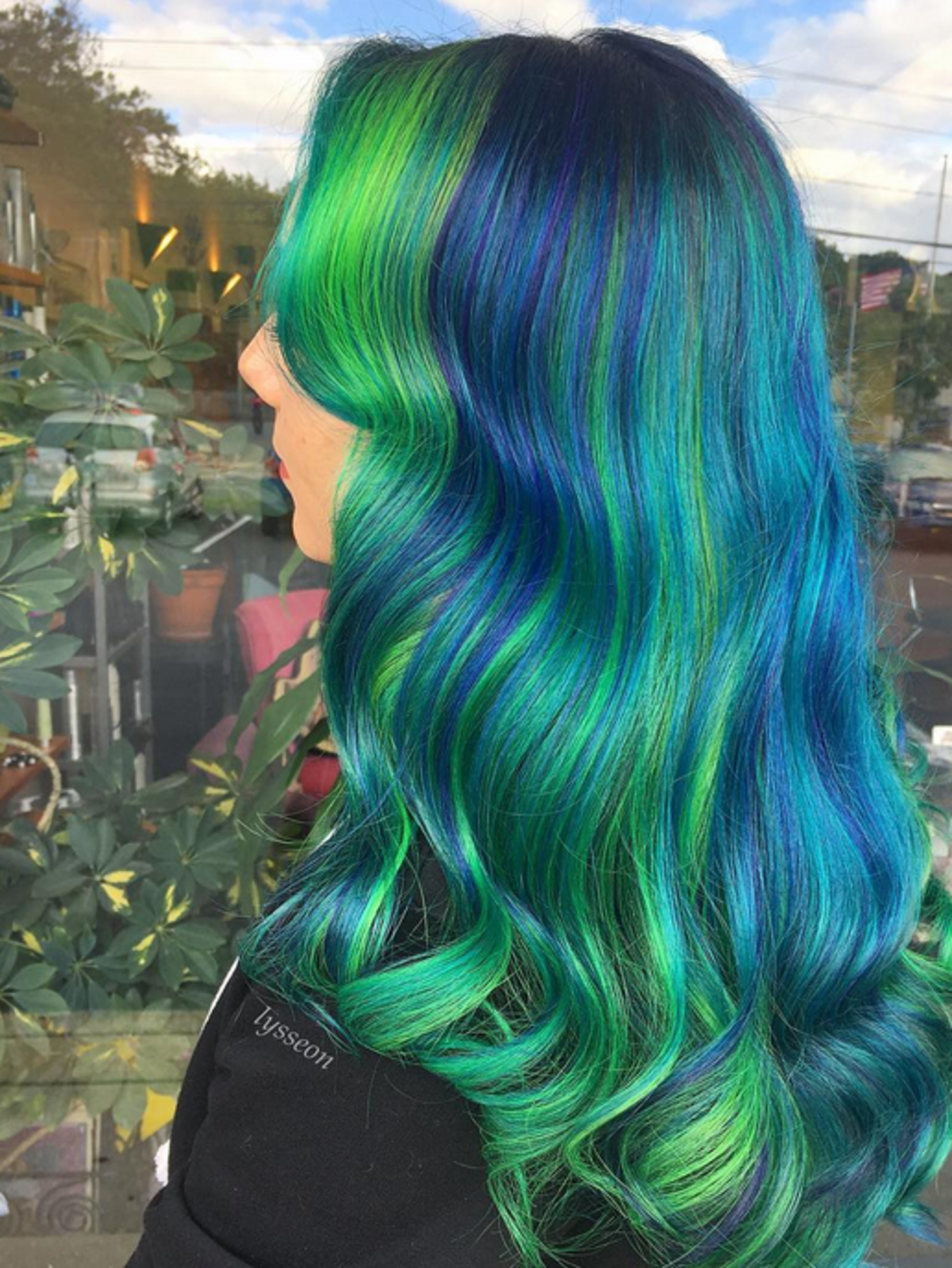 Ocean hair - najmodniejsza koloryzacja na lato 2017