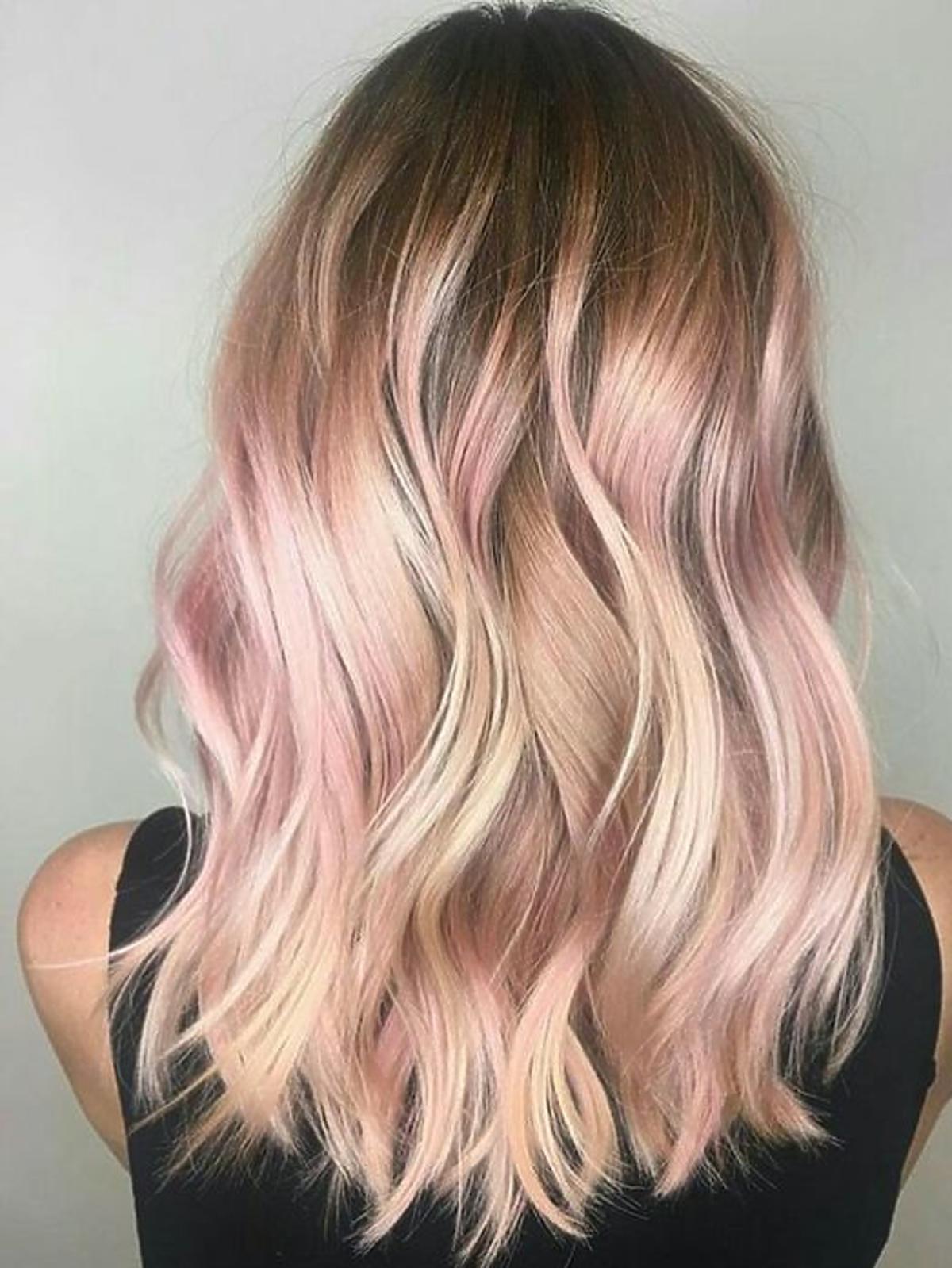 Koloryzacja frosty pink