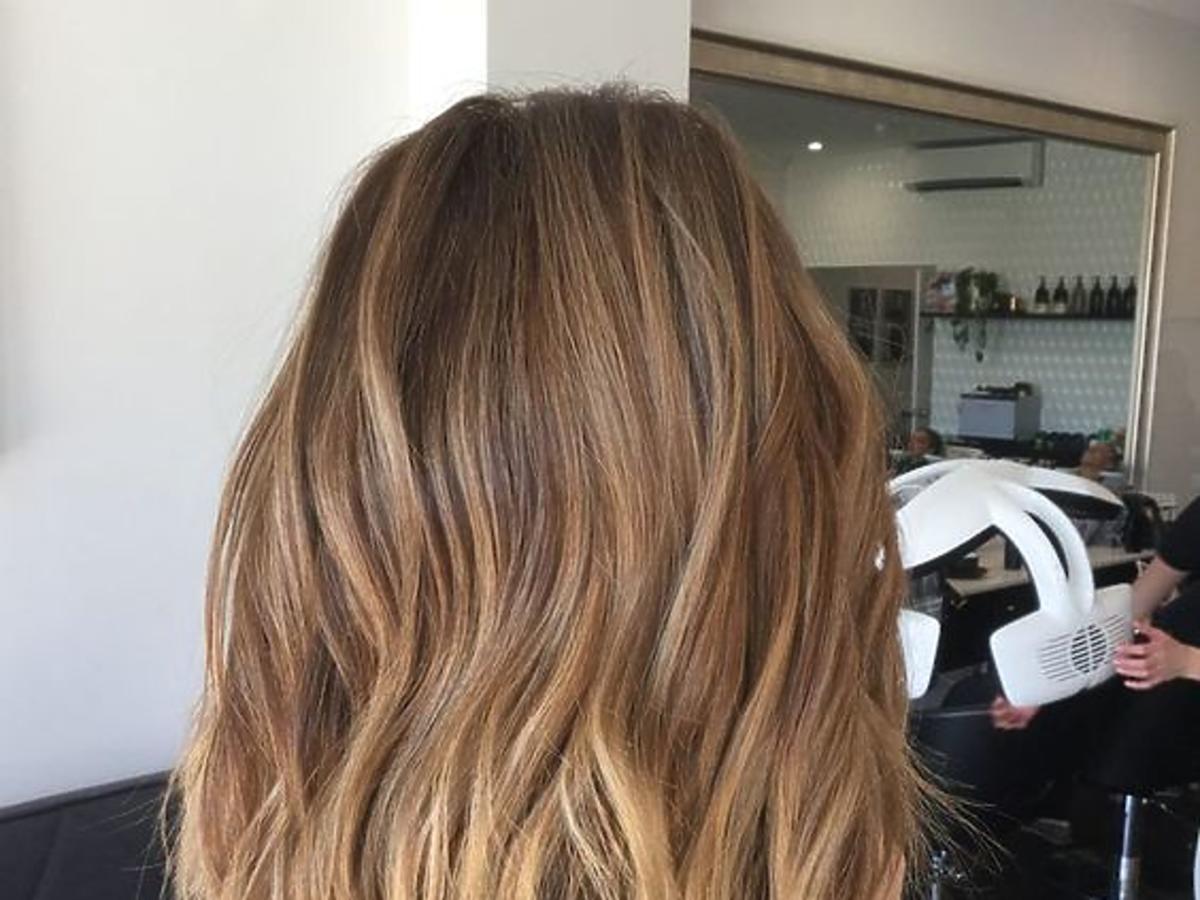 Modna koloryzacja blond - Sombre 2020