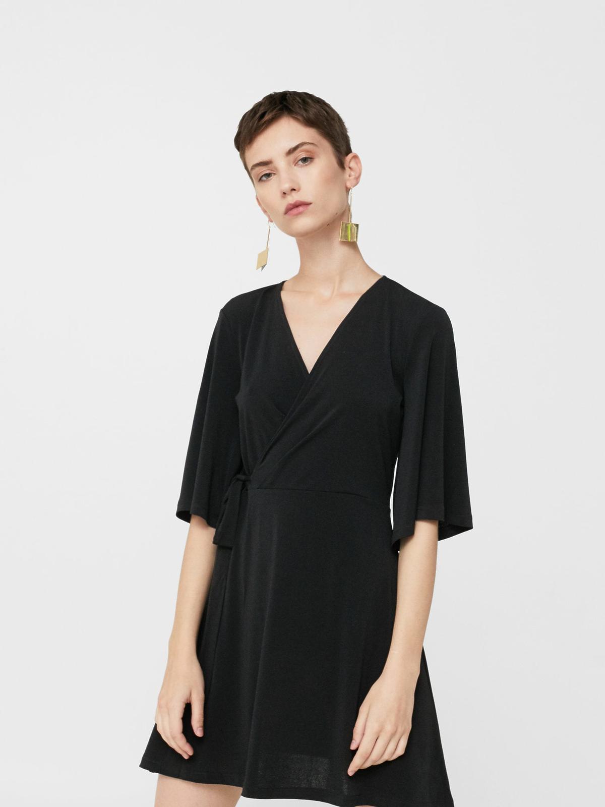 Czarna sukienka - 49,90 zł (było 89,90 zł)