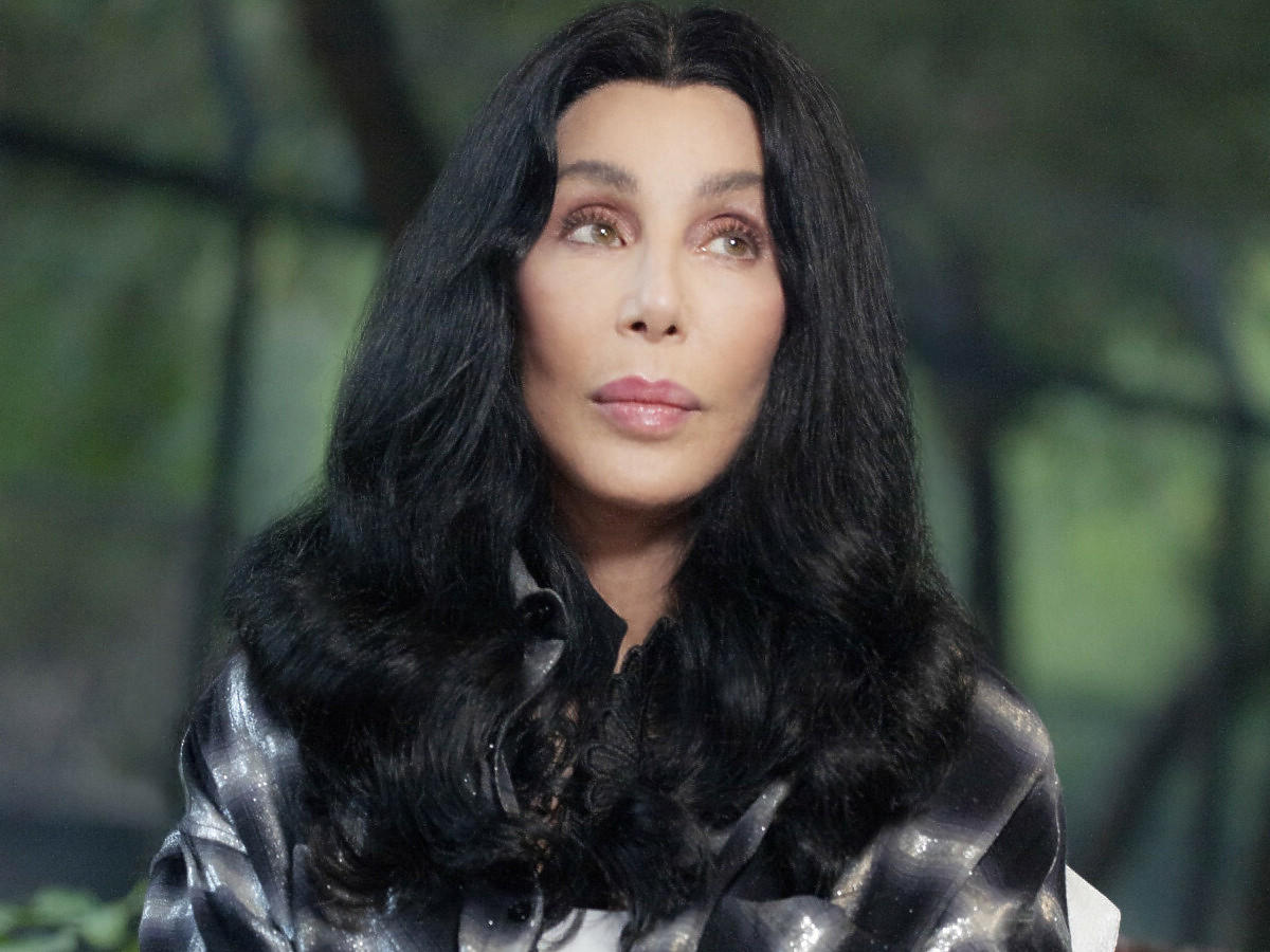 76-letnia Cher na randce z młodszym o 40 lat partnerem - nowe zdjęcia paparazzi
