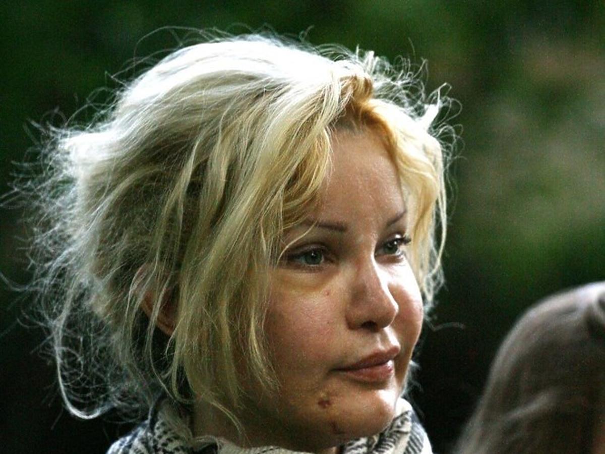 Alicia Douvall