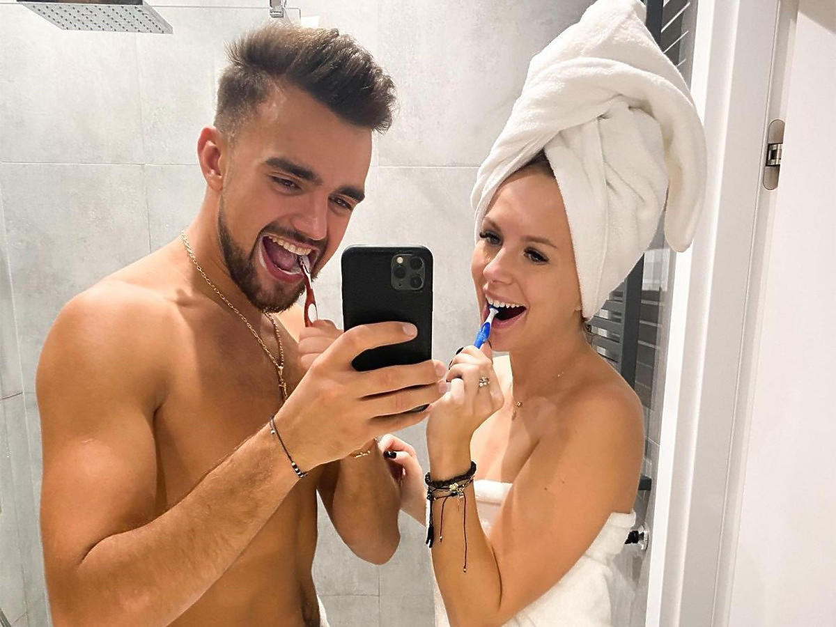 Ania i Ivan z "Hotelu Paradise" w ręcznikach