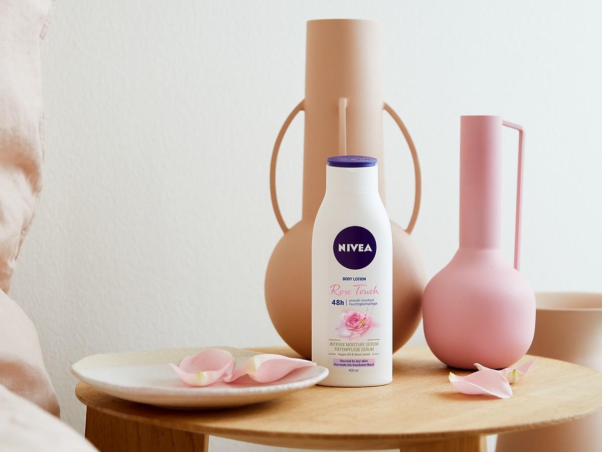balsam Nivea Rose Touch