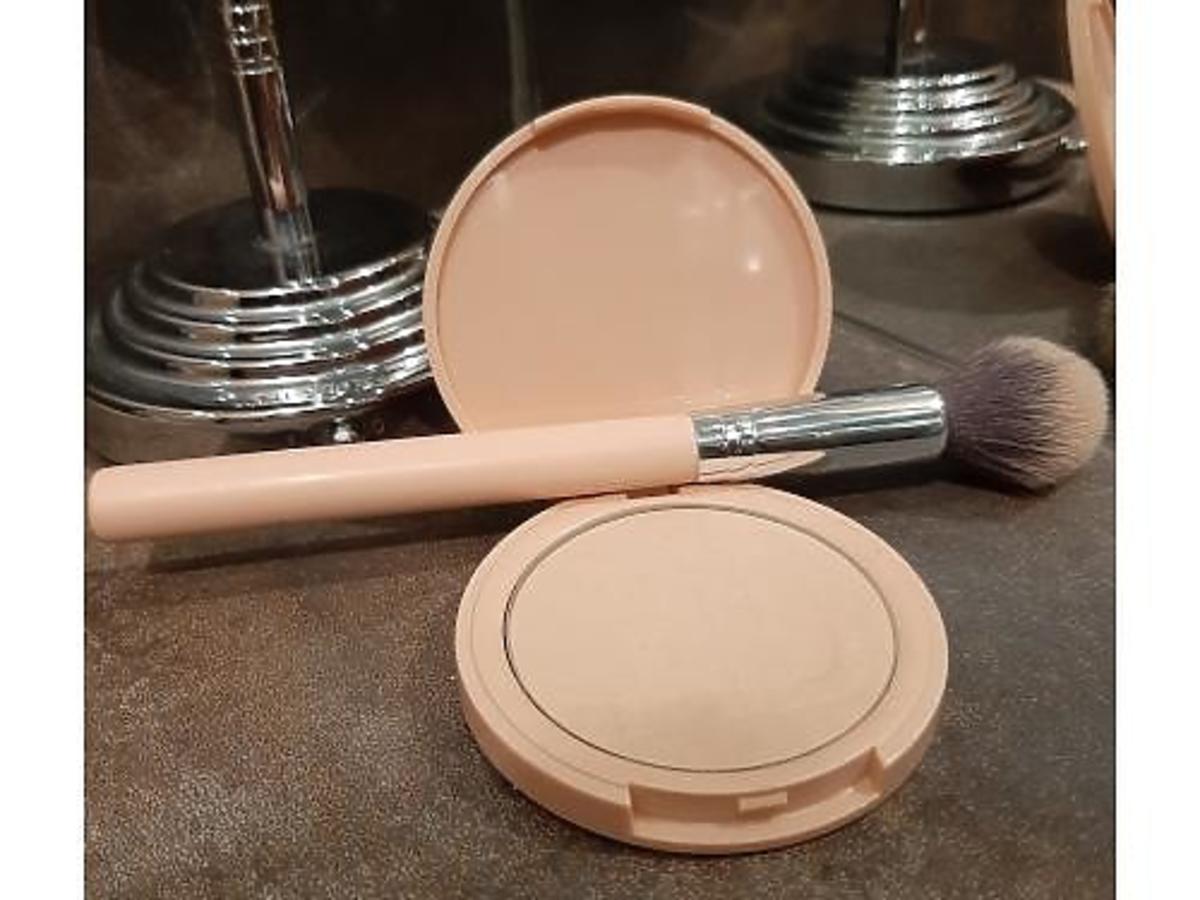 Bell, So Smooth HD Powder