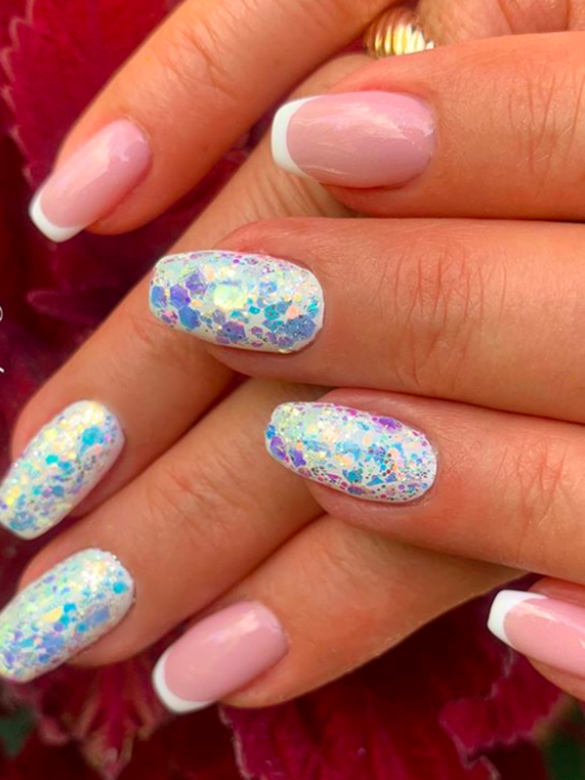 brokatowy manicure