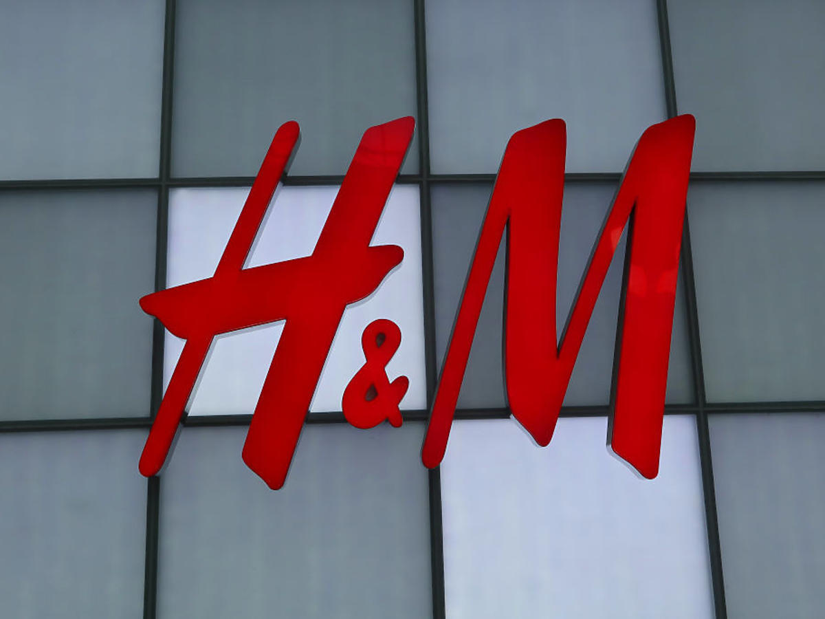 Czarne botki na jesień 2023 z H&M