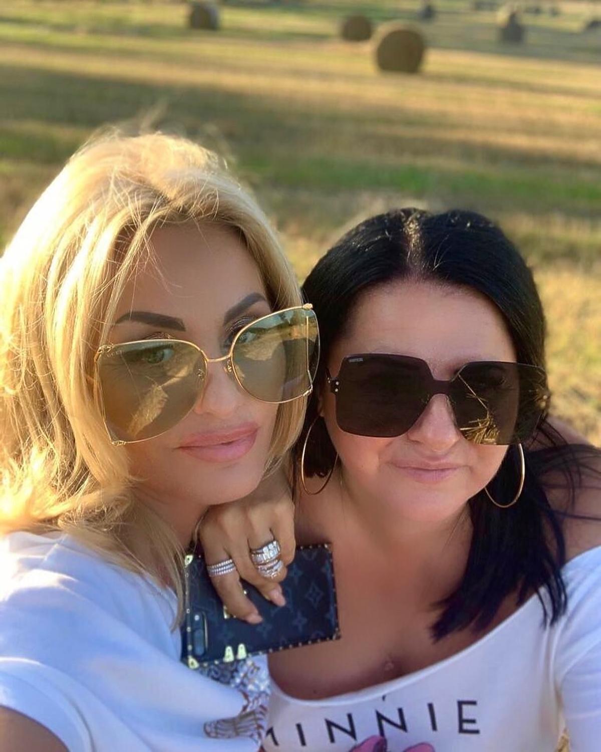 Dagmara Kaźmierska i Edzia pozują razem do zdjęcia