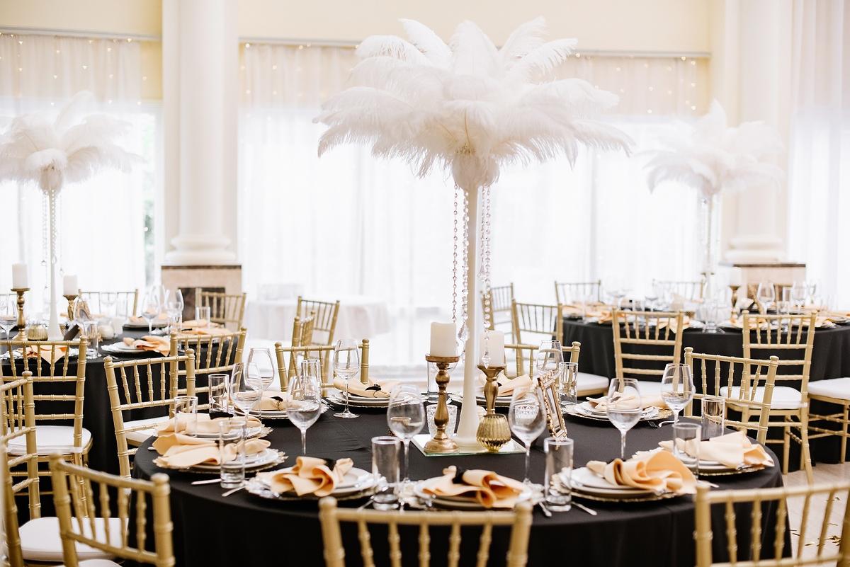 dekoracja stołu weselnego Wielki Gatsby