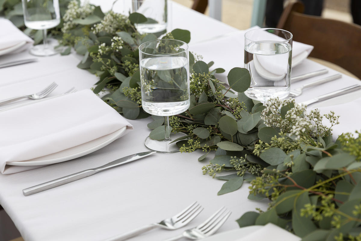 Dekoracje na stoły weselne - gałązki