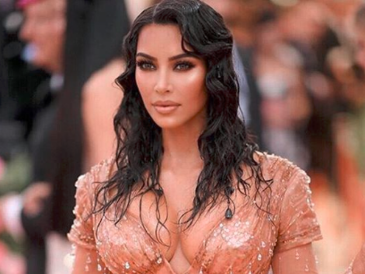 Dieta Kim Kardashian z algami. Na czym polega?