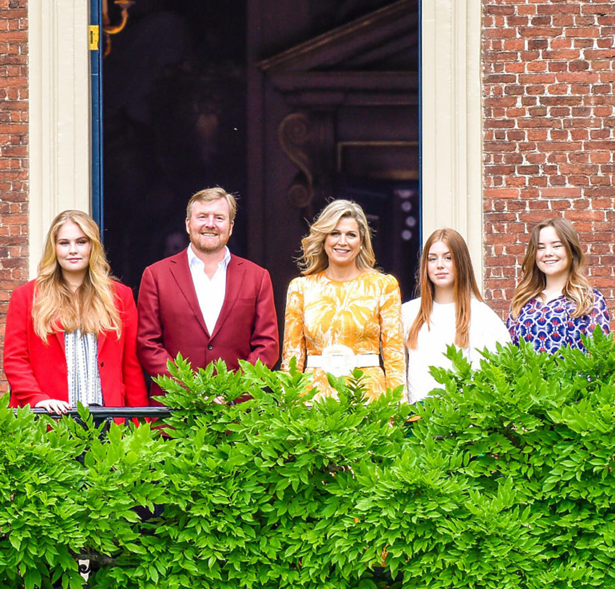 Holenderska rodzina królewska - Król Willem-Alexander, królowa Maxima i ich córki: Amalia, Alexia i Ariane
