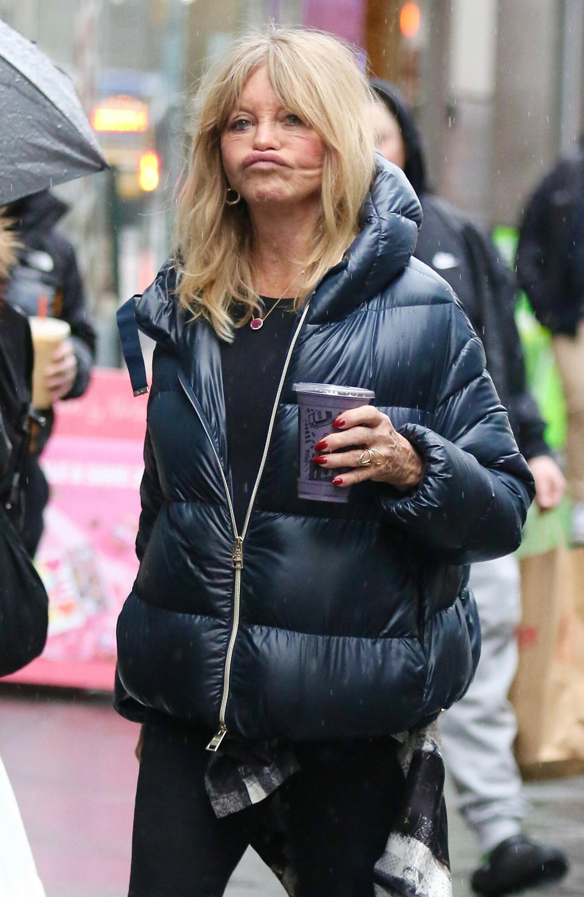 Jak dziś wygląda Goldie Hawn. Ikona lat 90. kocha urodowe poprawki