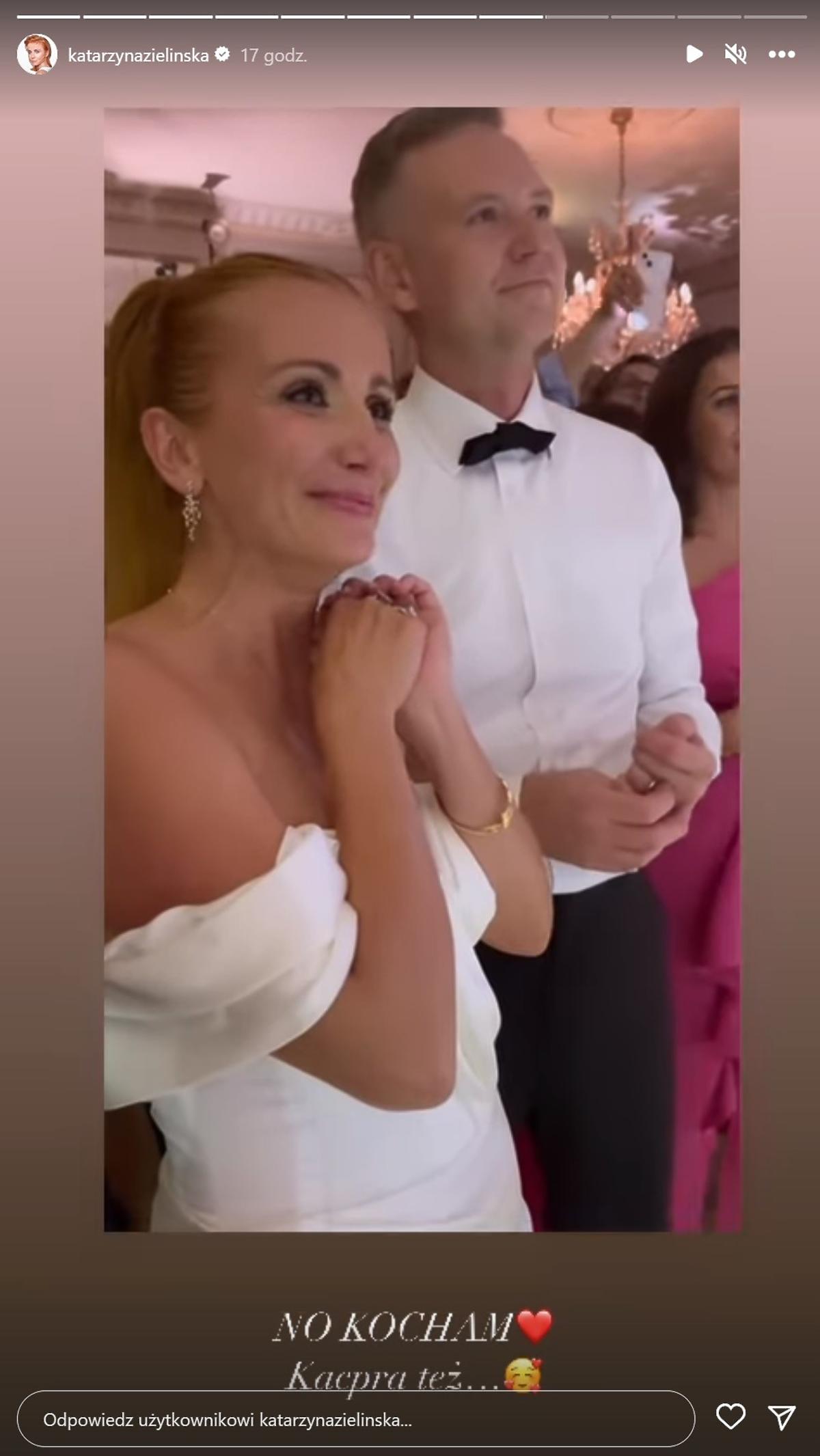 Katarzyna Zielińska w krótkiej mini na drugim ślubie