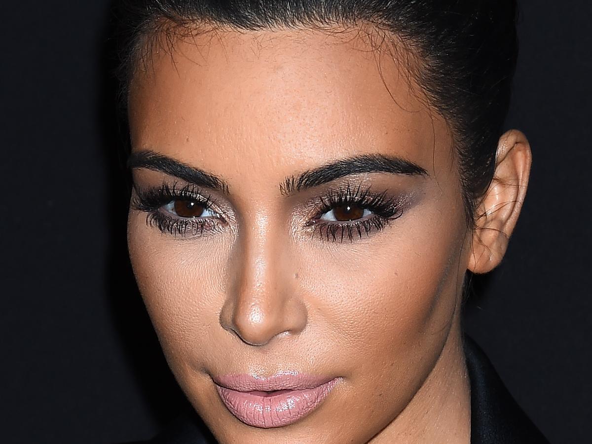 Kim Kardashian smokey eye