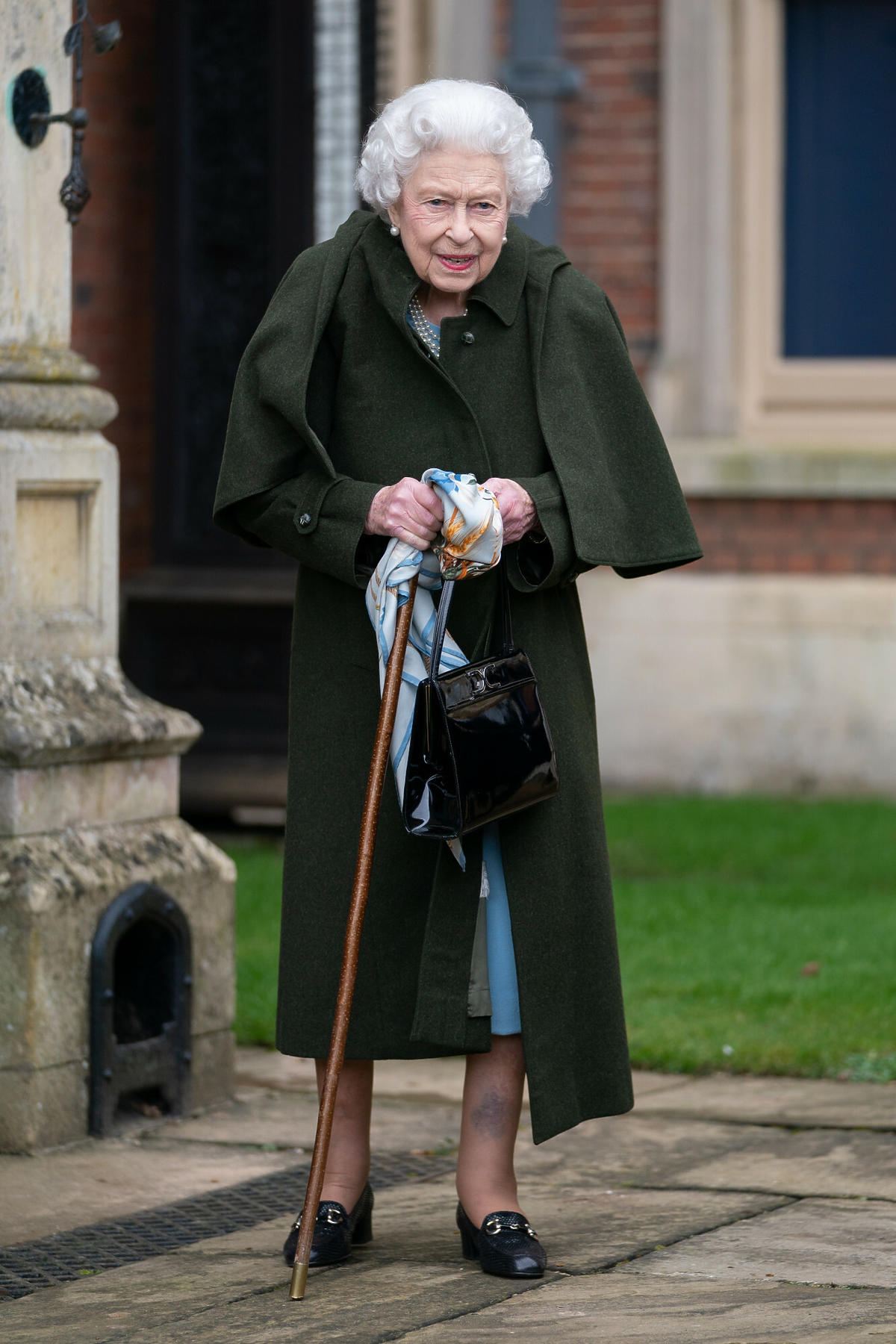 Królowa Elżbieta II nie chce pokazywać się w złym stanie