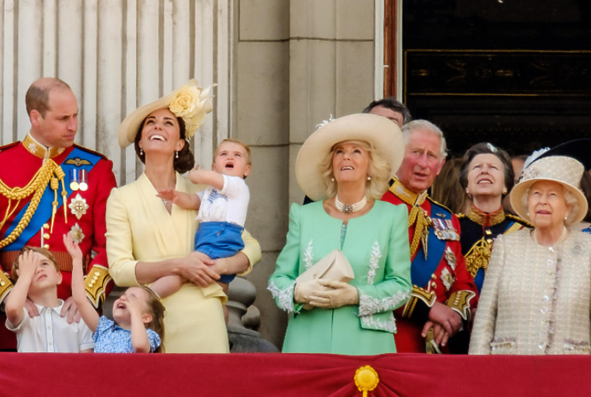 książę Louis zdjęcia paparazzi brytyjska rodzina królewska
