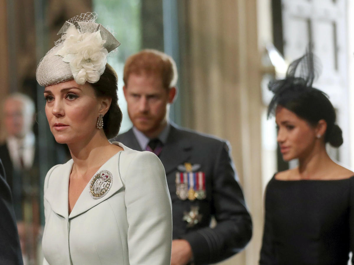 Księżna Kate, książę Harry i Meghan Markle podczas uroczystości