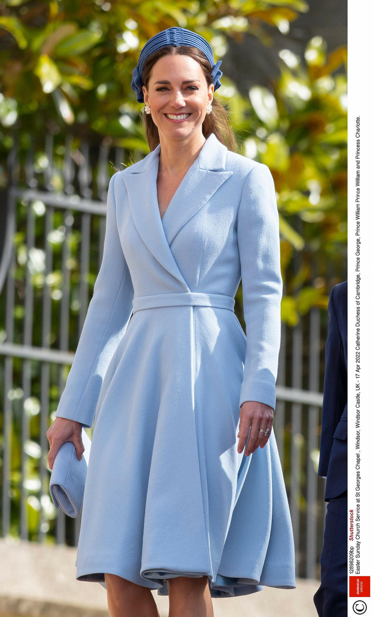 Księżna Kate w błękitnej sukni od Emilii Wickstead