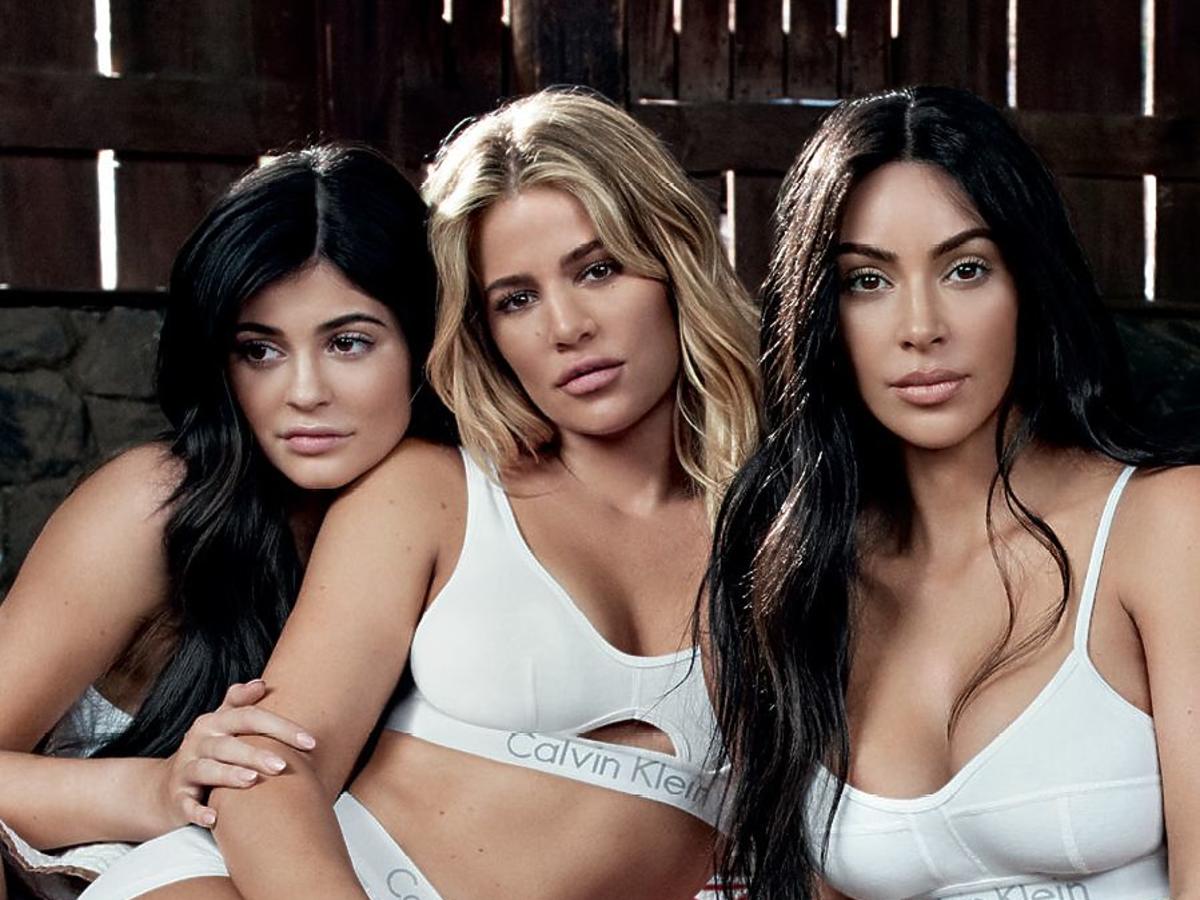 Kylie Jenner, Khloe Kardashian i Kim Kardashian-West w kampanii Calvin Klein