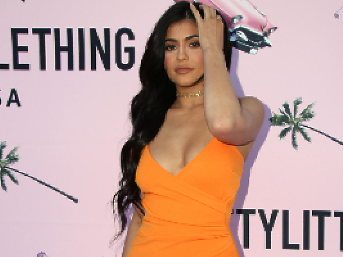 Kylie Jenner włosy