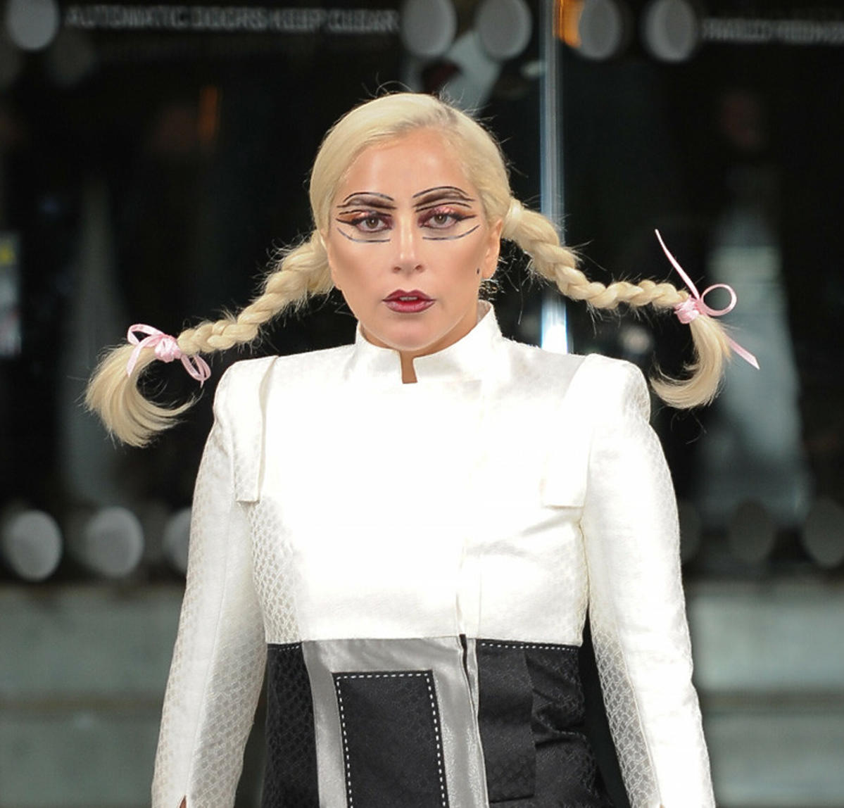 Lady Gaga w warkoczykach