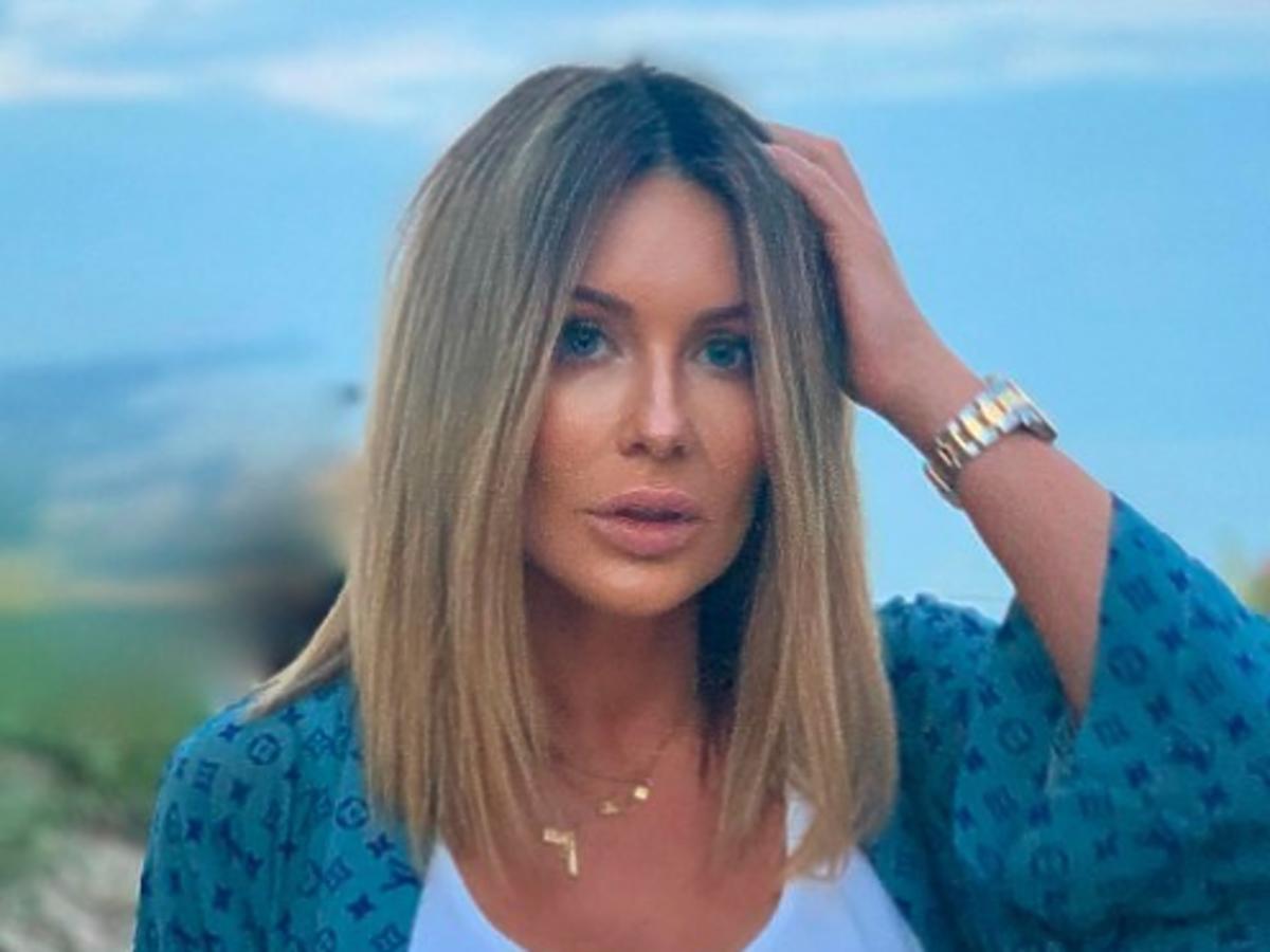 Małgorzata Rozenek-Majdan pochwaliła się nową fryzurą, ale fani zwracają uwagę… na jej pupę: „zapomniała Pani chyba coś ubrać”
