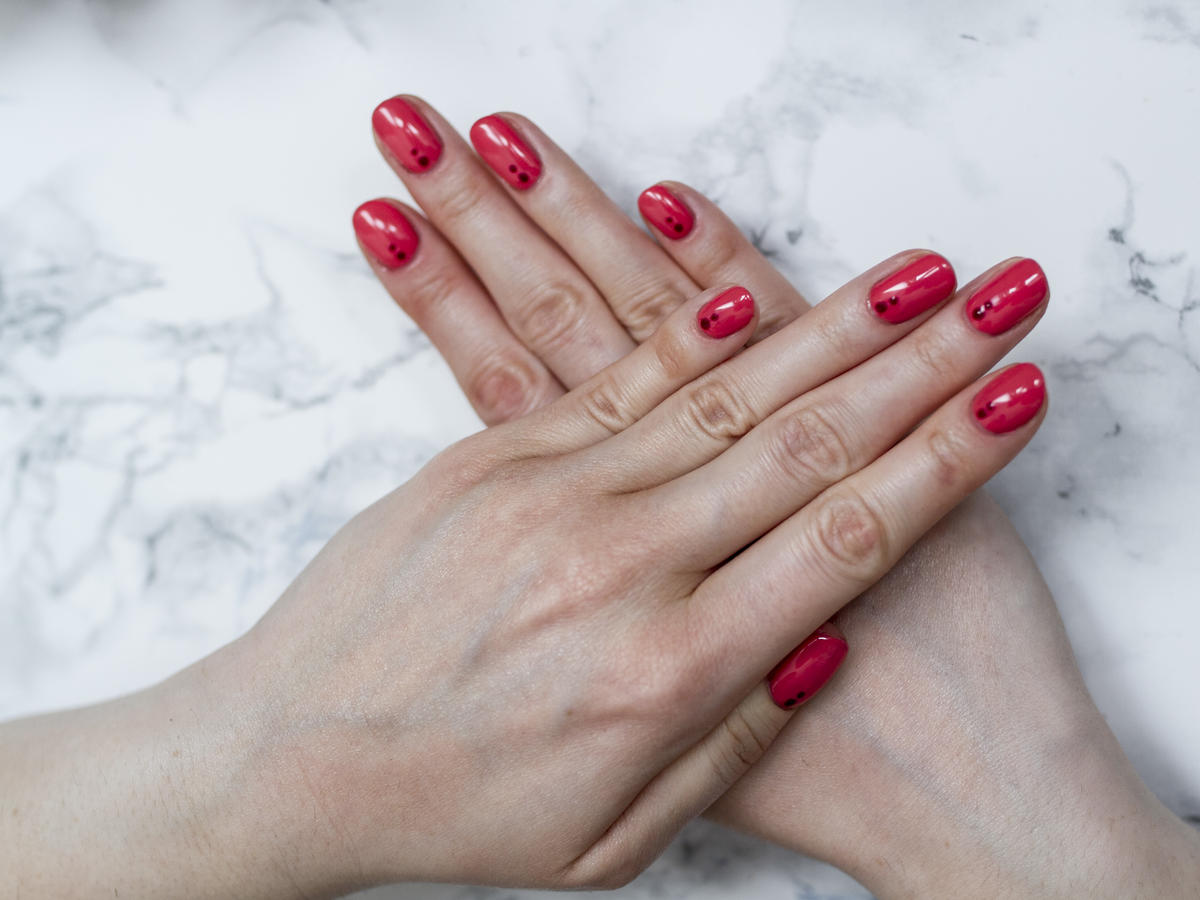 manicure hybrydowy Eveline