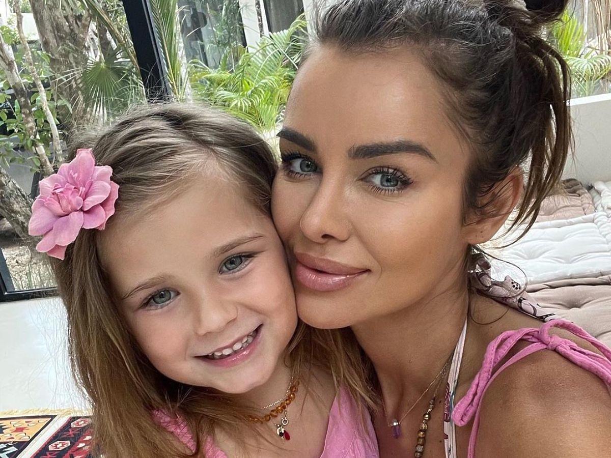 Natalia Siwiec zdradziła, że jej córka już ma przekłute uszy. Mia opowiedziała o bólu
