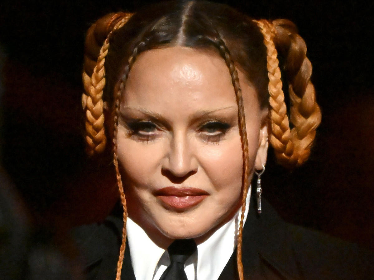 Opuchnięta Madonna na Grammy 2023