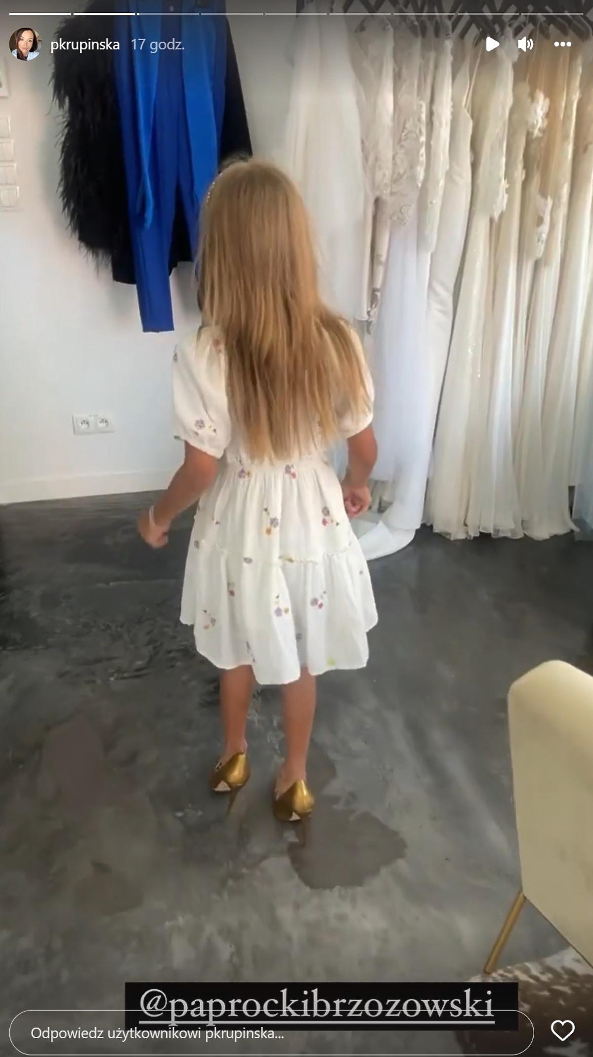 Paulina Krupińska pokazała, jak jej córka chodzi w butach na szpilkach