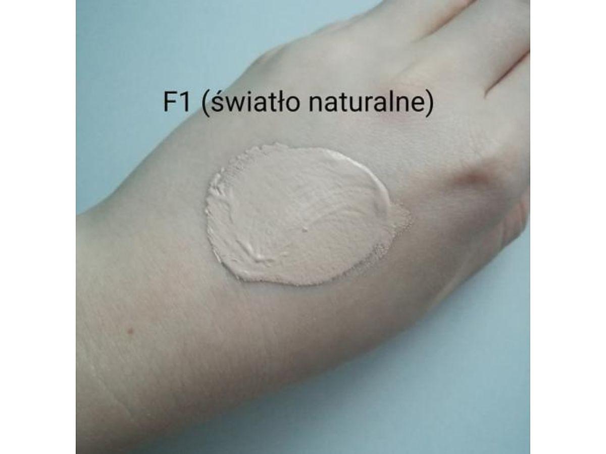 Podkład matujący Matte Base Foundation marki Makeup Revolution 