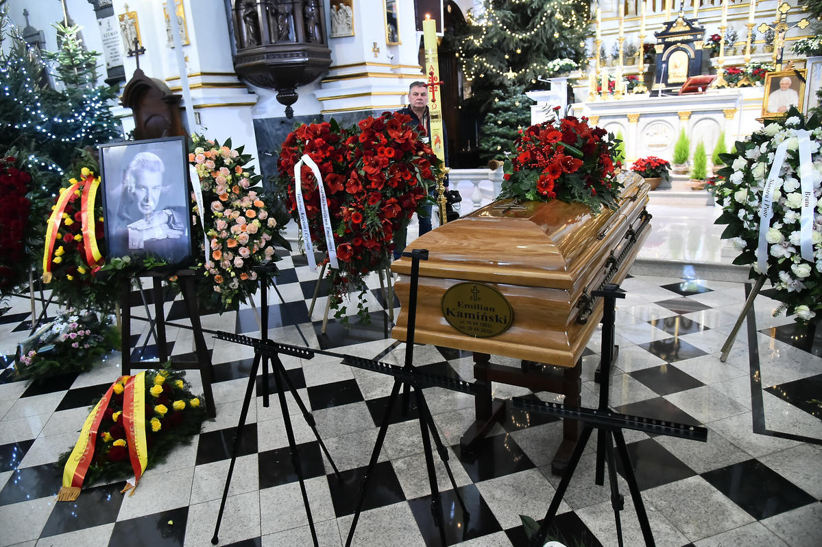 Pogrzeb Emiliana Kamińskiego 6