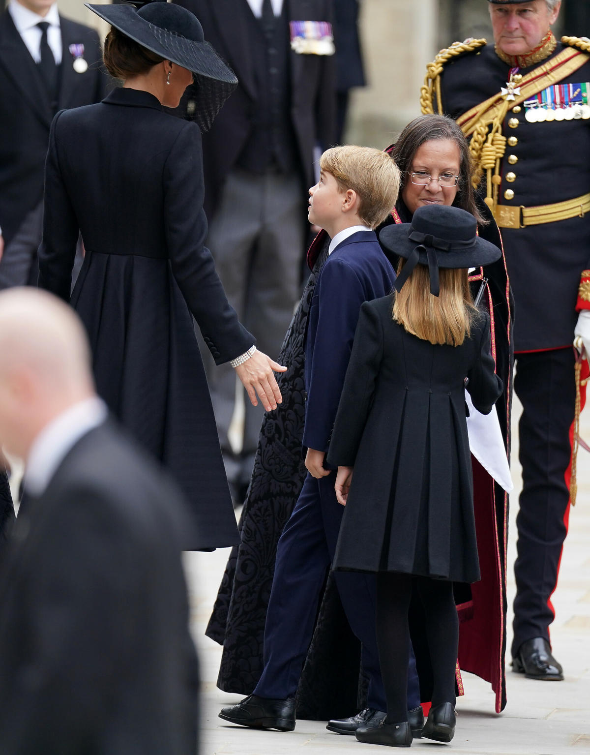 Pogrzeb królowej Elżbiety II - zdjęcia dzieci Kate