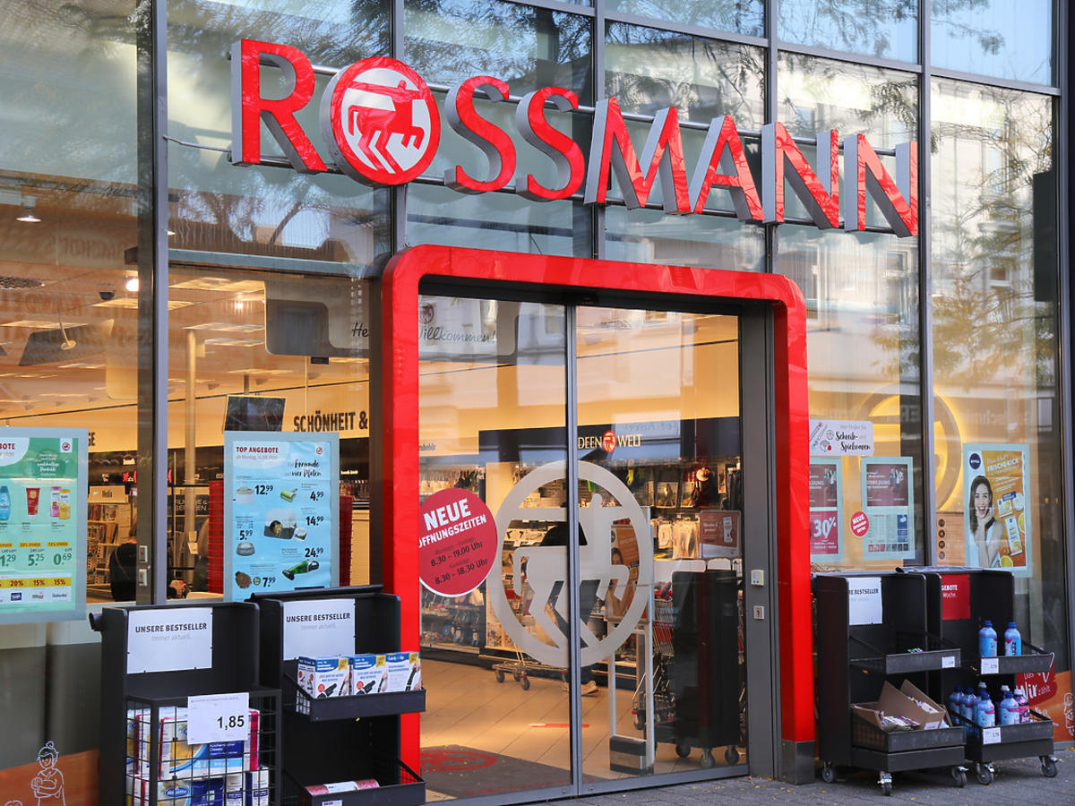 Rossmann rozdaje vouchery na zakupy