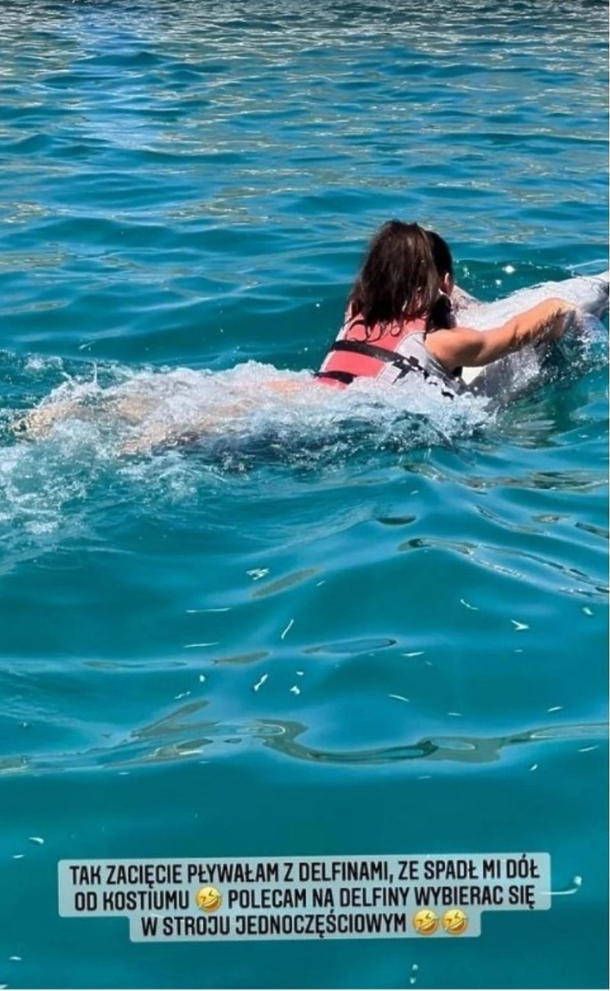 Sylwia Bomba zgubiła majtki w czasie zabawy z delfinami
