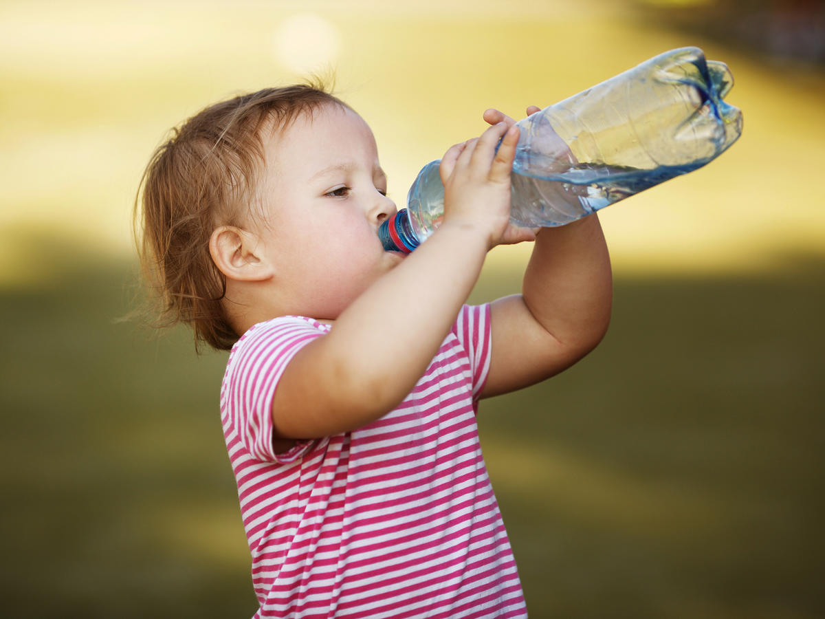 woda dla niemowląt