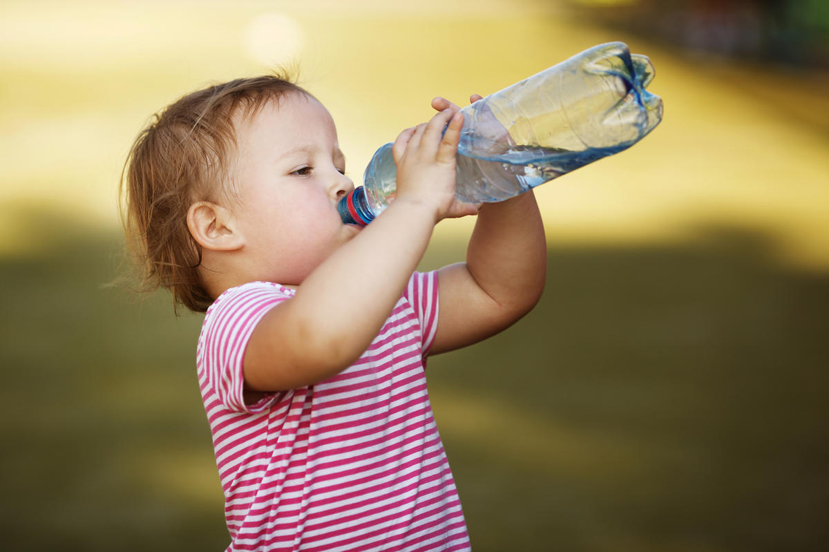 woda dla niemowląt