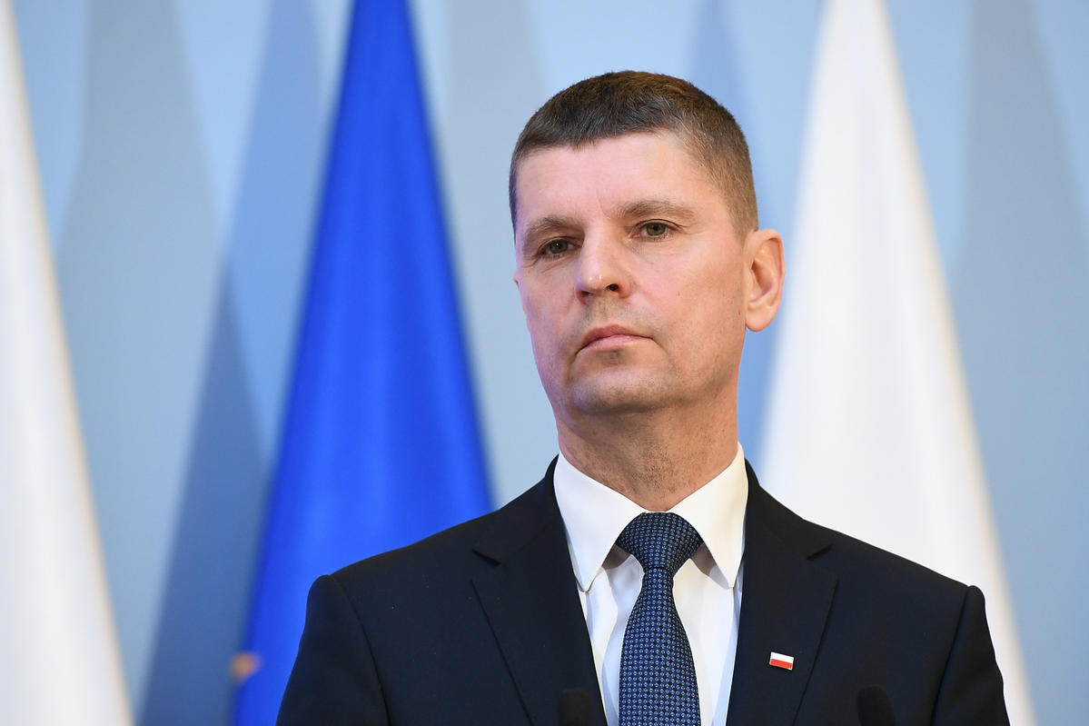 Wstępna data powrotu dzieci do szkół - Piontkowski zabrał głos